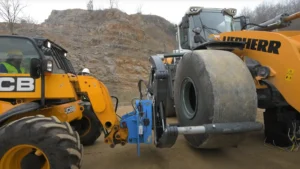 ATRA Kecskemét Kft - on-site tyre service at mining site using Easy Gripper 2400-2T Compact