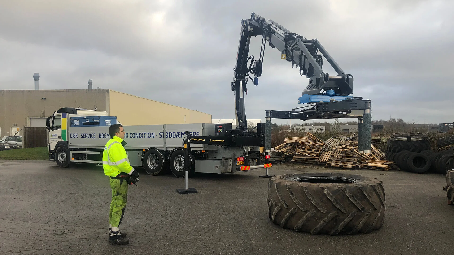 Dealer Invest in two new cranes