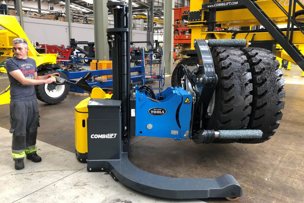 NEW tyre handler for OTR workshops and assembly lines