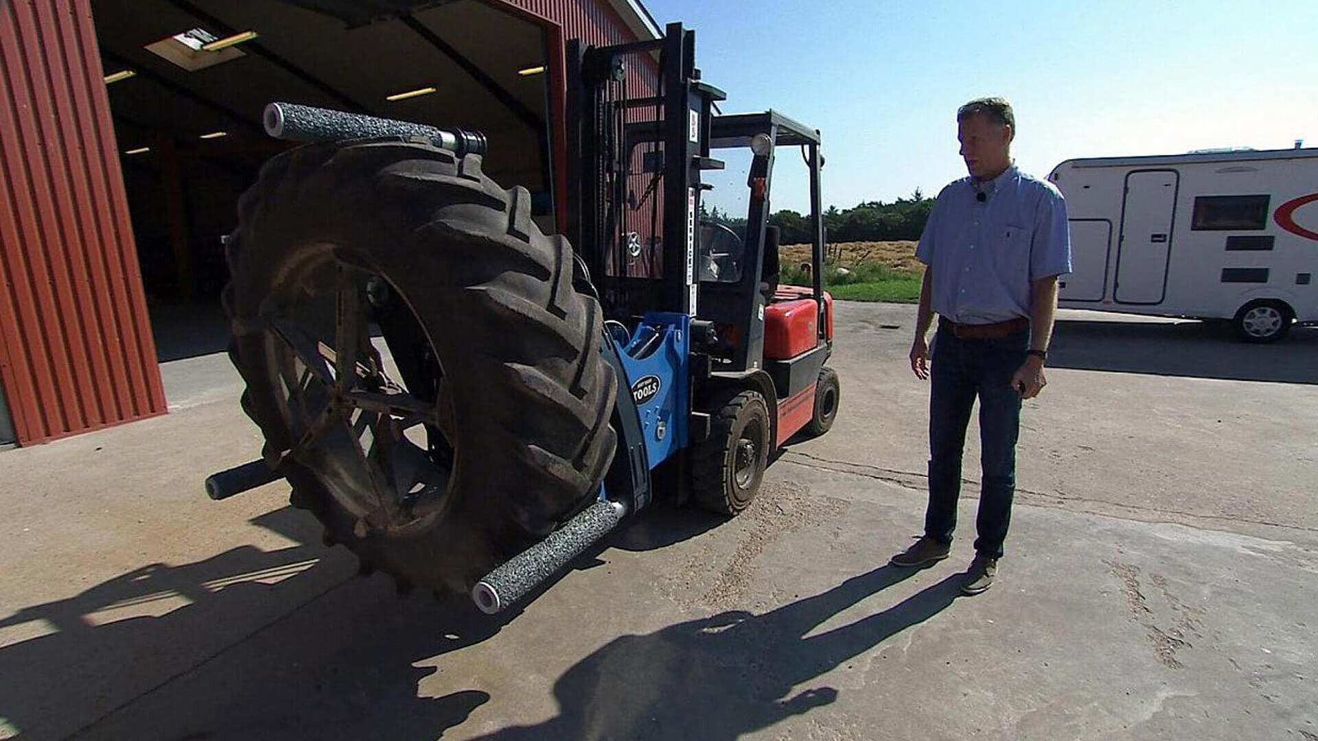 Just Easy Tools receives million aid for development of tyre handlers