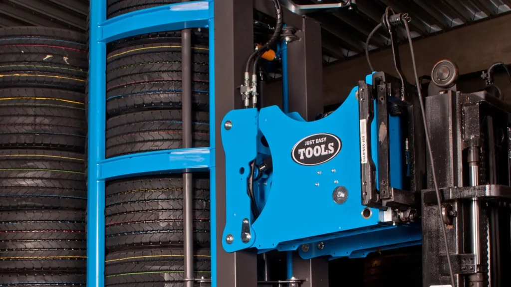 Easy Stacker 1200 for handling stacks of truck tyres