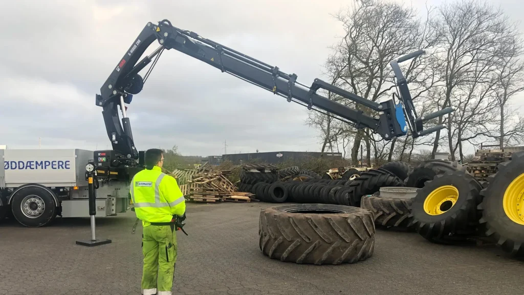 Easy Gripper Crane Module C - for mobile tyre service with truck cranes
