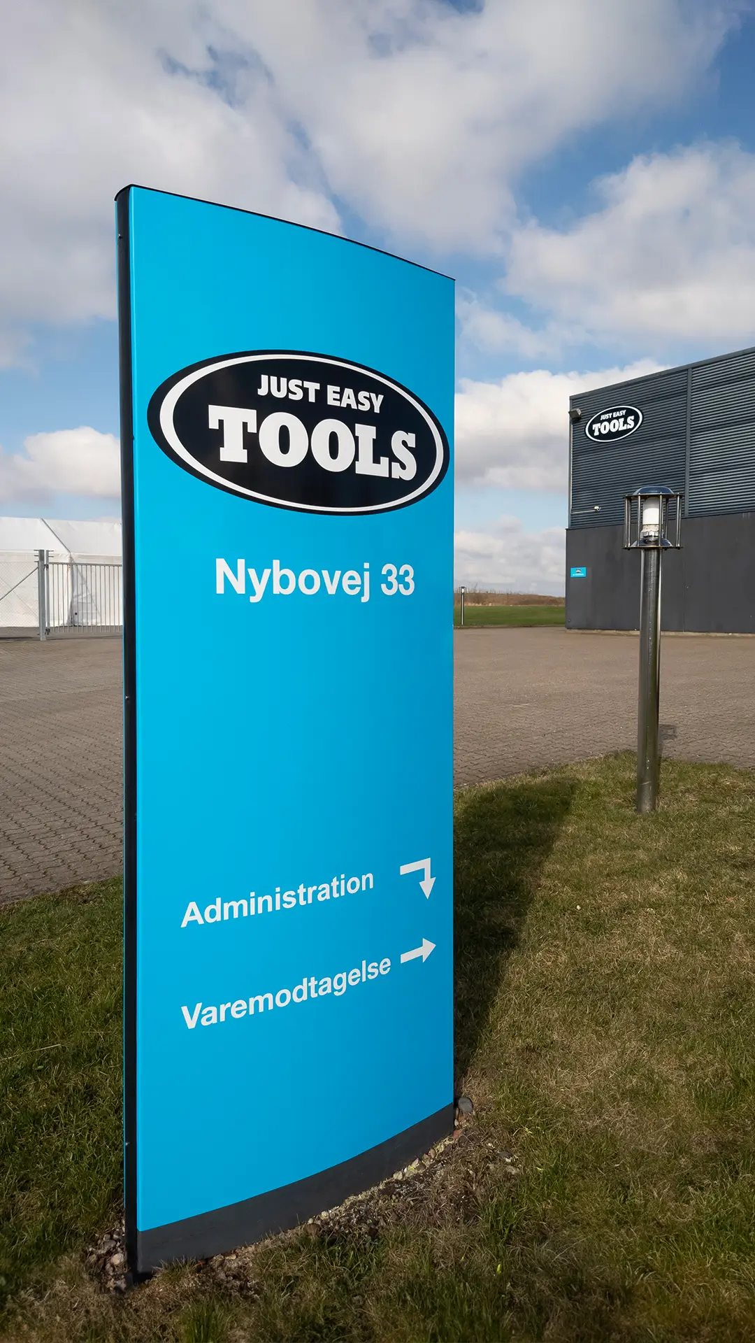 Just Easy Tools - Nybovej 33, 7500 Holstebro, Denmark